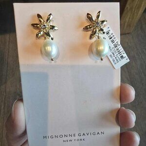 NWT Mignonne Gavigan Flower Pearl Drop Earrings